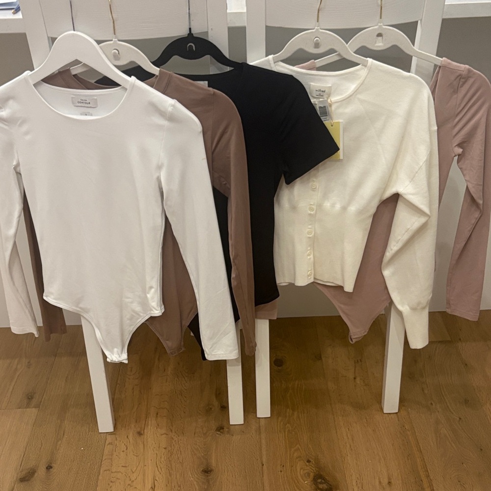 Women's Long-Sleeve Cardigan & body suits XS & S Aritzia Contour/Babaton. Fasten